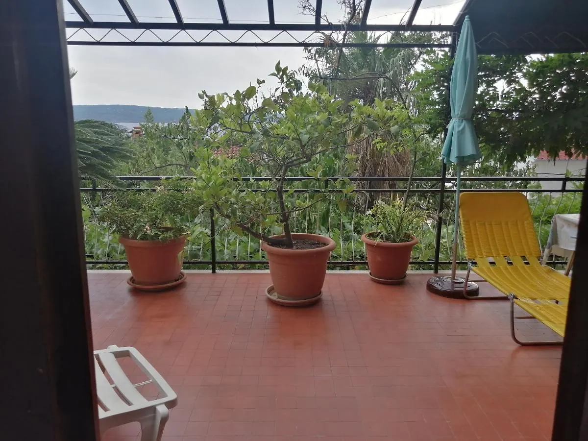 Apartment Dramalj 70 M To The Sea For 4 Bedrooms