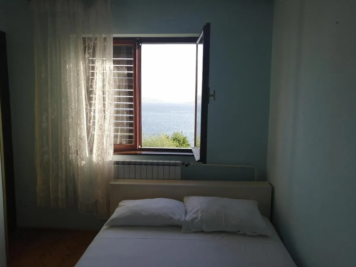 Apartment Dramalj 70 M To The Sea For 4 Bedrooms Croatia