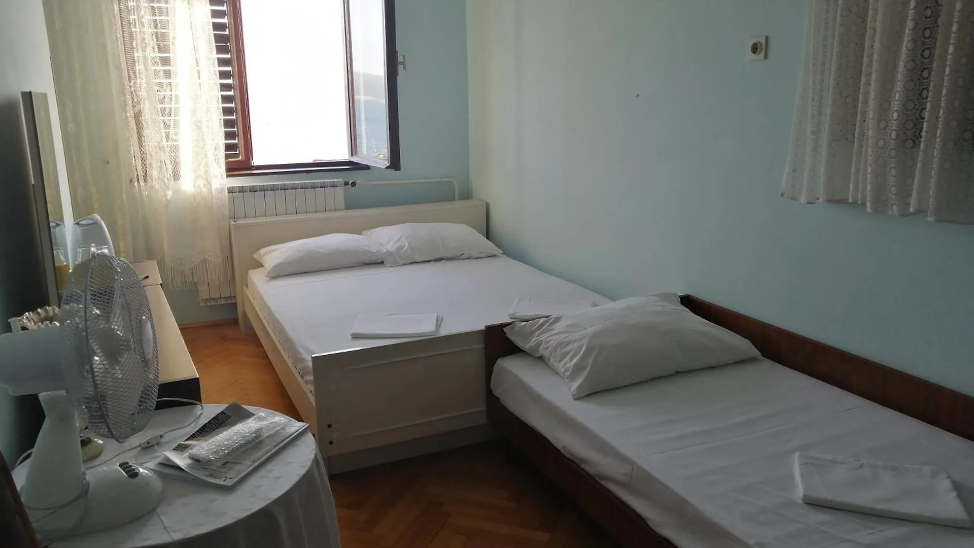 Apartment Dramalj 70 M To The Sea For 4 Bedrooms