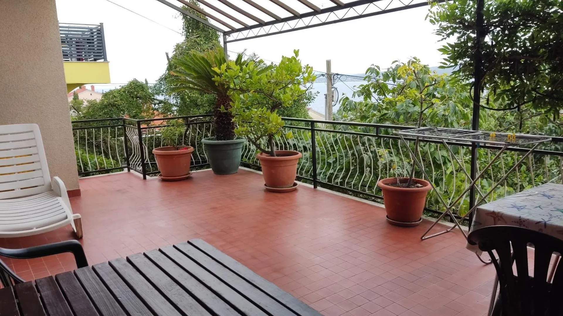 Apartment Dramalj 70 M To The Sea For 4 Bedrooms